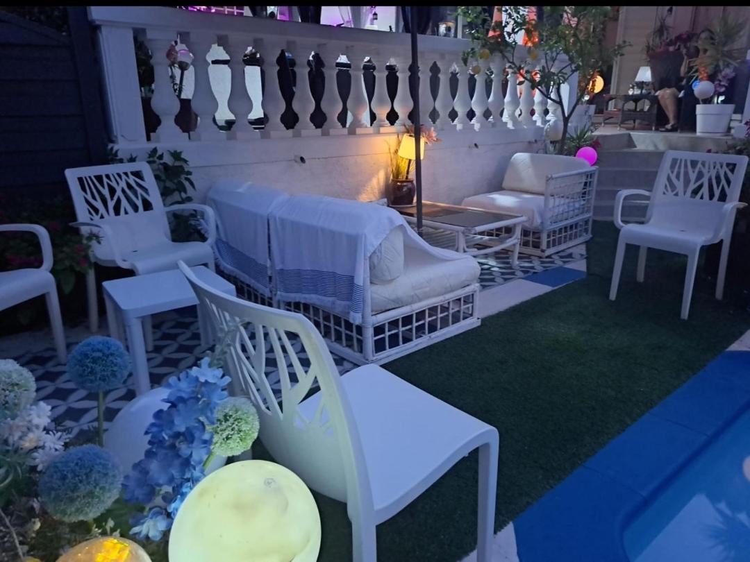 Suite-Junior -Villa Helene - Montpellier Sud - Aeroport- Piscine Privee-2Mn Des Plages Pérols Εξωτερικό φωτογραφία